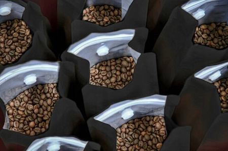 ZESTAW PREZENTOWY NUNO GOLD 4X KAWA ZIARNISTA ŚWIEŻO PALONA FILIŻANKA 200ML